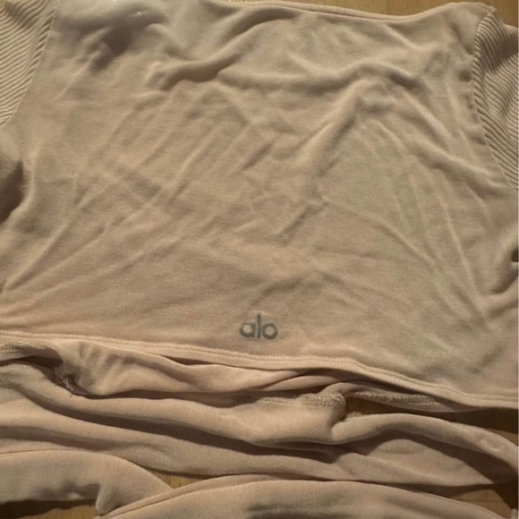 ALO Yoga barre wrap top light pink - Picture 3 of 3